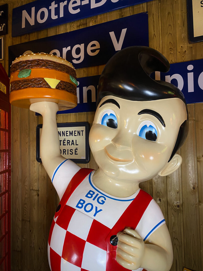 Statue Big Boy Burger