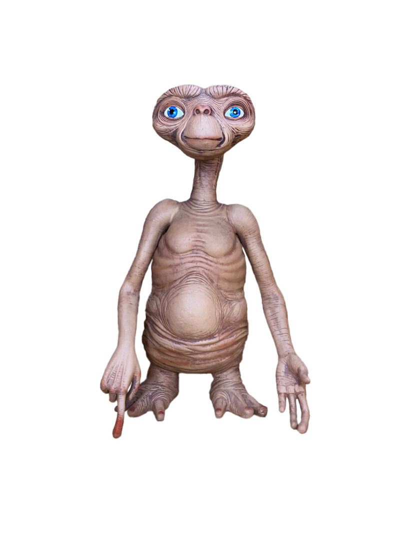 E.T. Lifesize statue