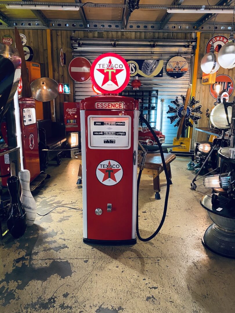 Pompe à essence Texaco ancienne