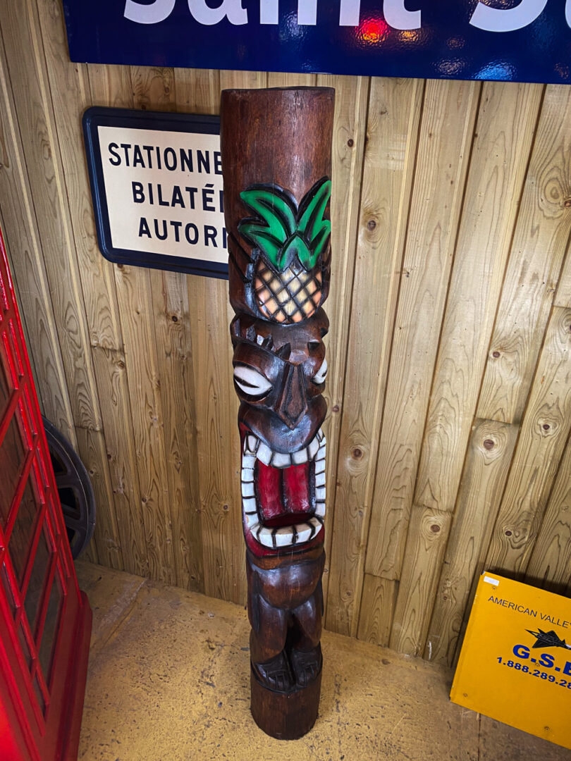 Tiki Polynésien géant en bois