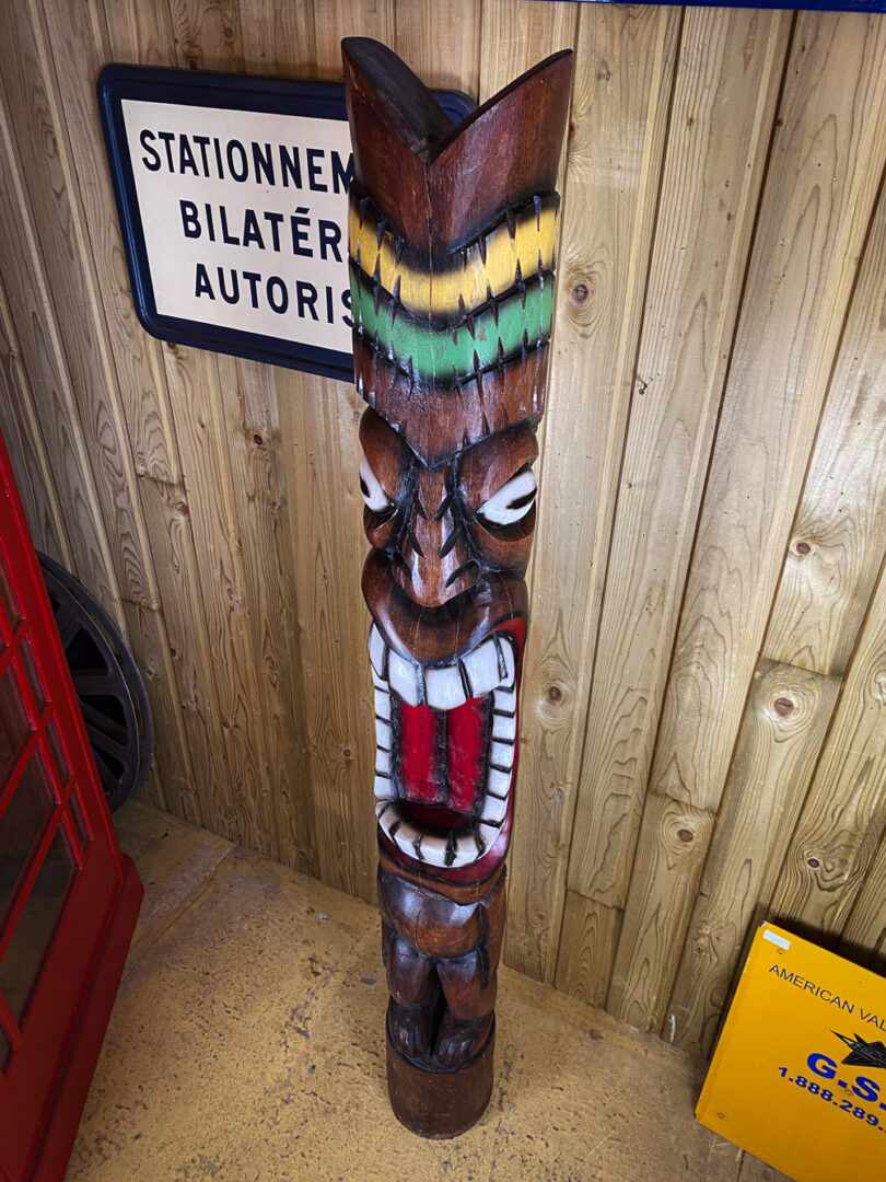 Tiki Polynésien géant en bois