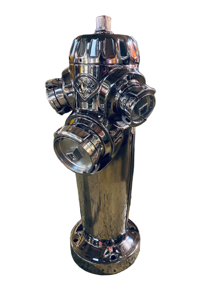 Borne poli miroir ambiance industriel