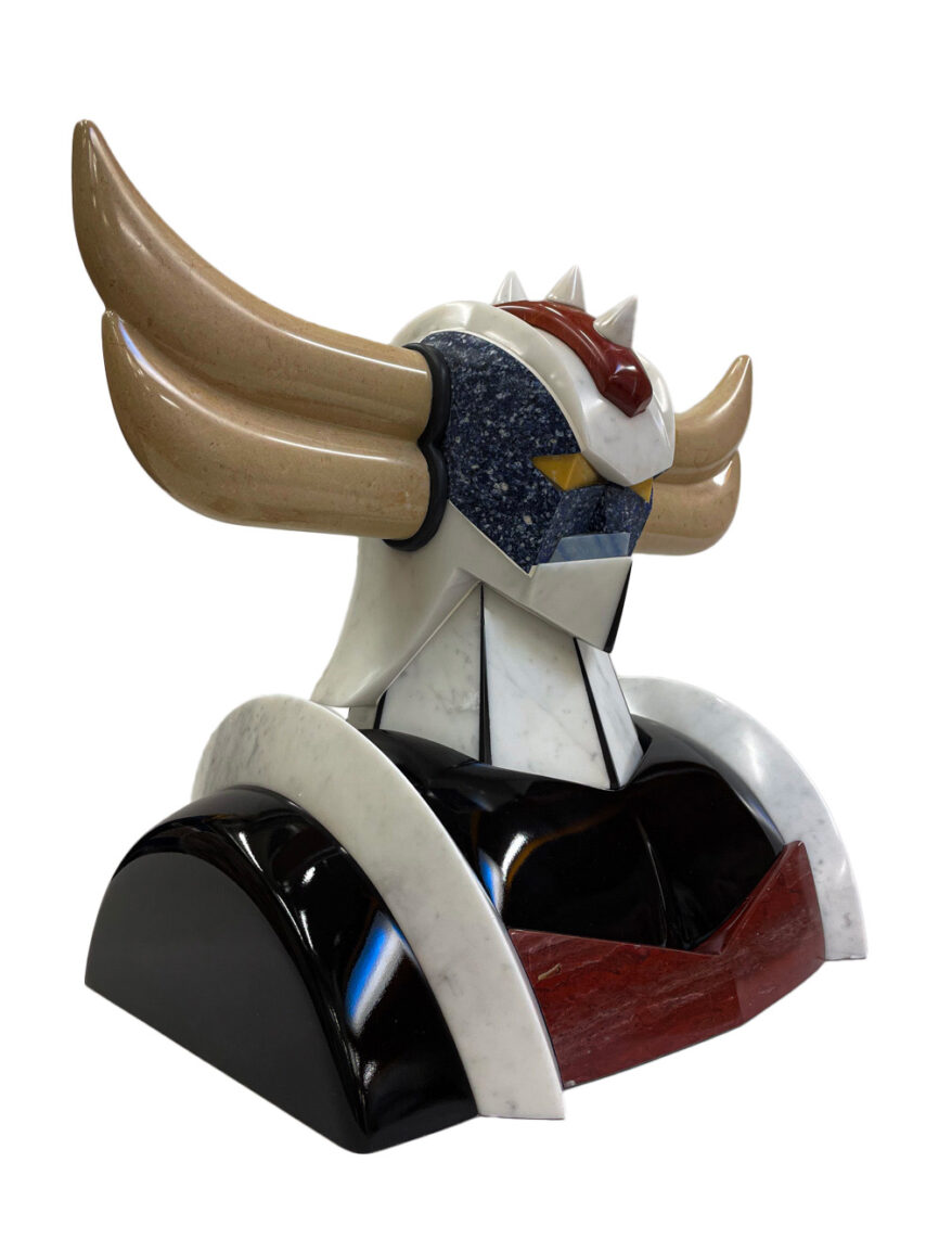 Sculpture de Goldorak en marbre