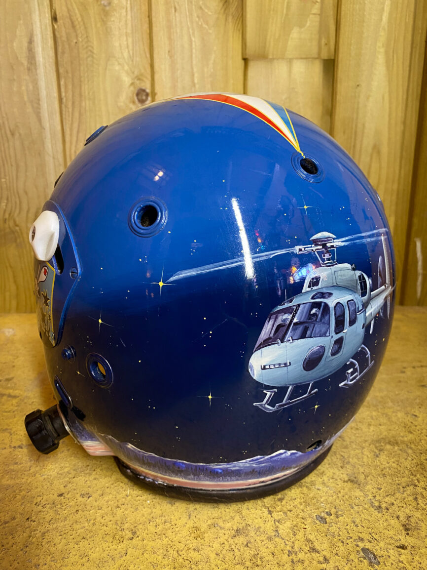 Casque Pilote Hélicoptère années 70 Atelier 416 — free download