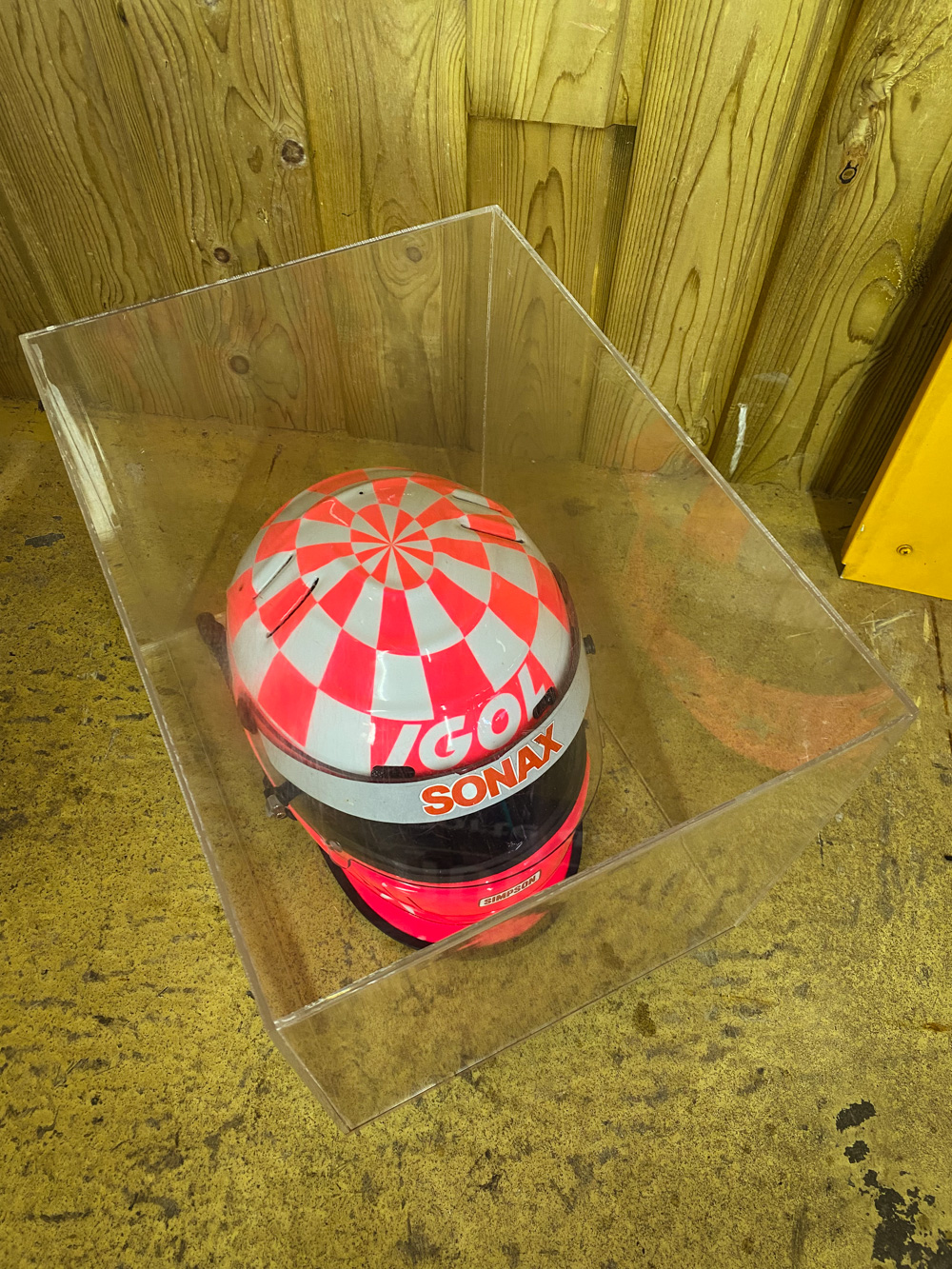 Casque de pilote 24h du mans