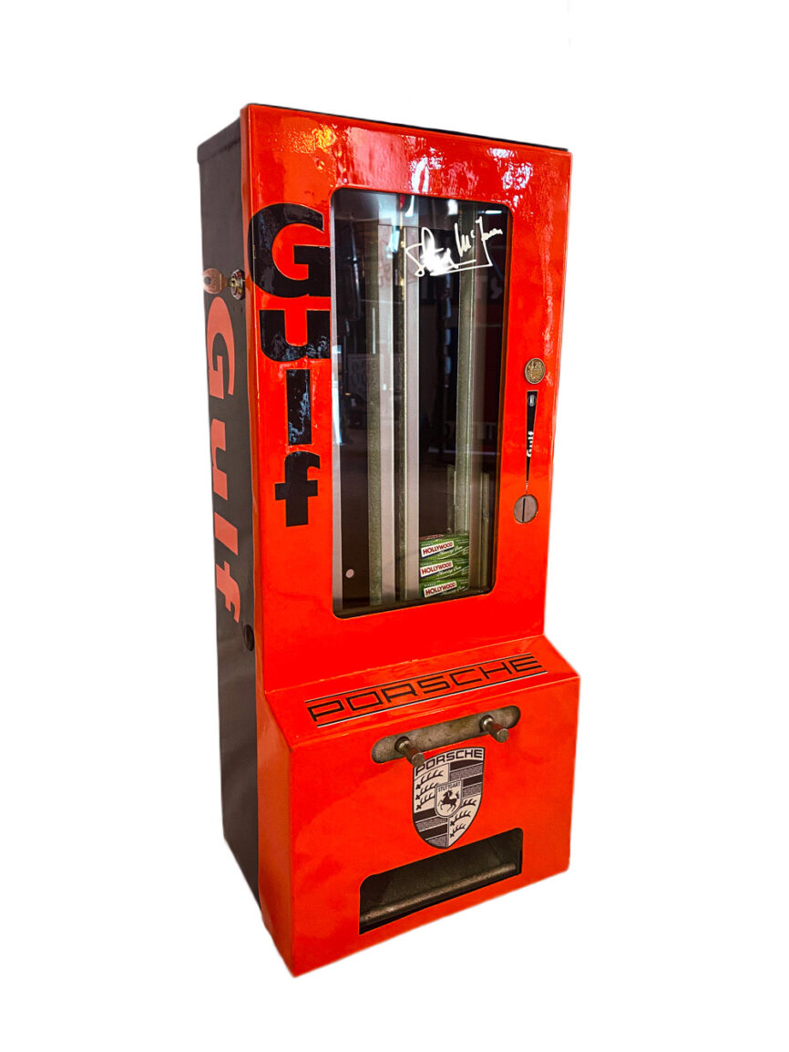 Distributeur ancien vintage