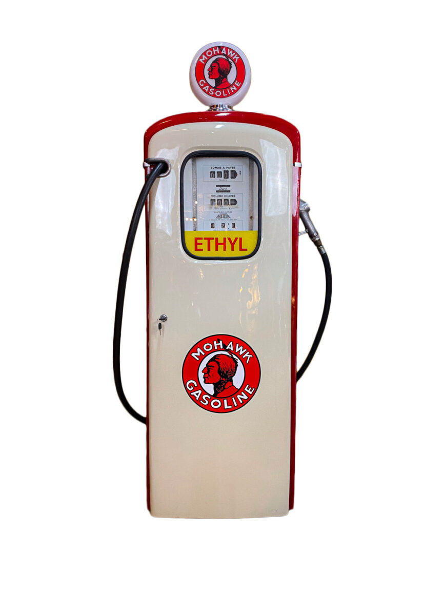 Pompe à essence ancienne