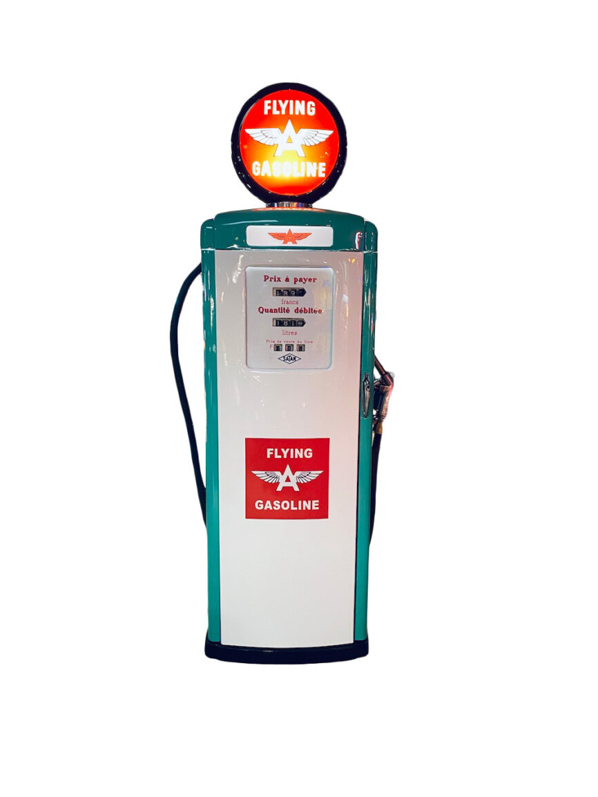 Pompe à essence ancienne flying A