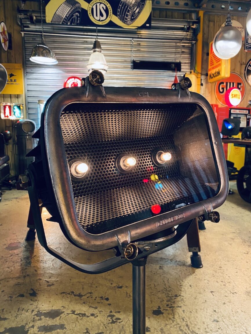 Lampadaire en fonte vintage