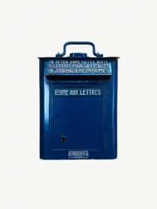 Paris post office box