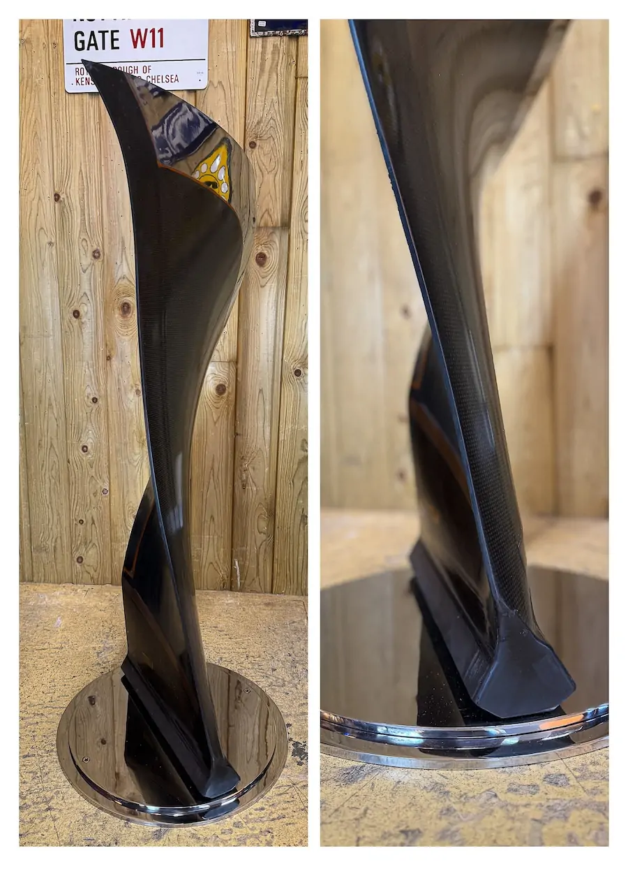 777 jet engine blade 130cm carbon and titanium - Image 3