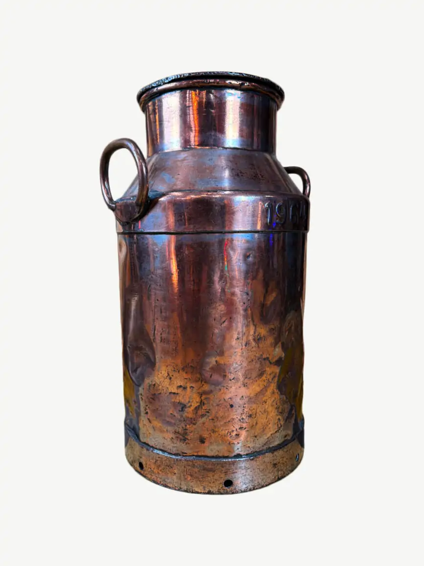 biche à lait en cuivre