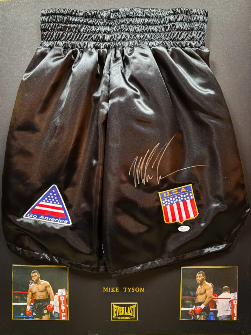 short mike tyson signé
