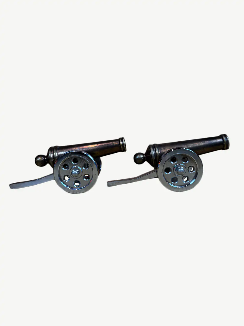 Pair of bronze cannons 25cm sold in pairs