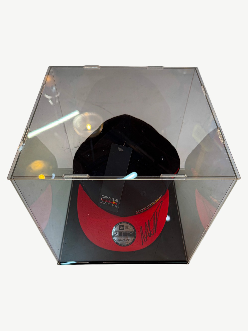 Casquette dédicacée Max Verstappen originale