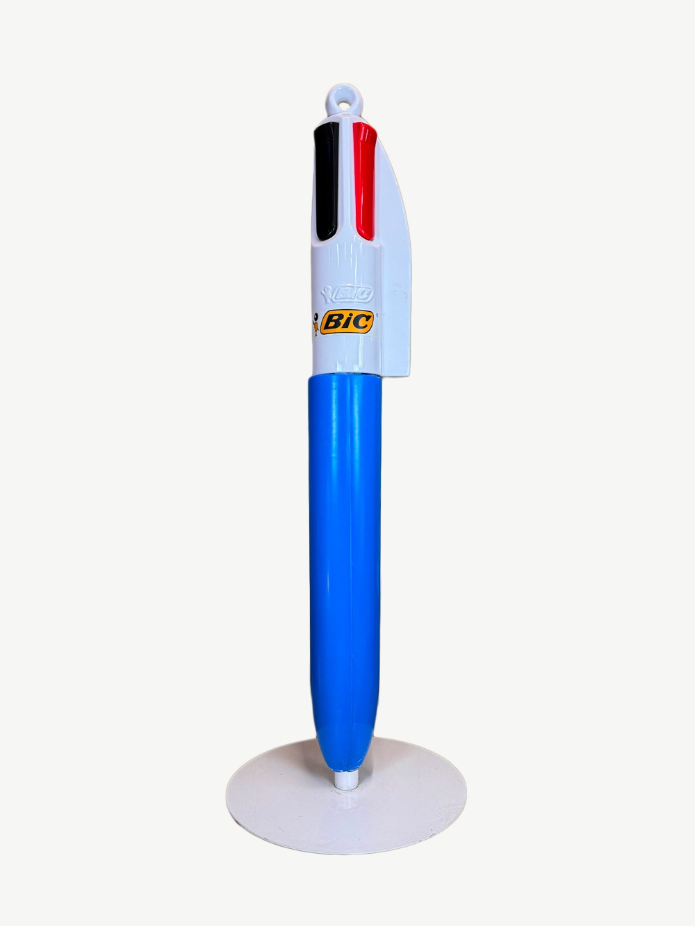 Giant 4-colour Bic 150cm promotional - Image 2
