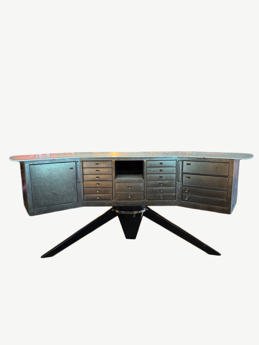 Meuble Gallus par Pininfarina