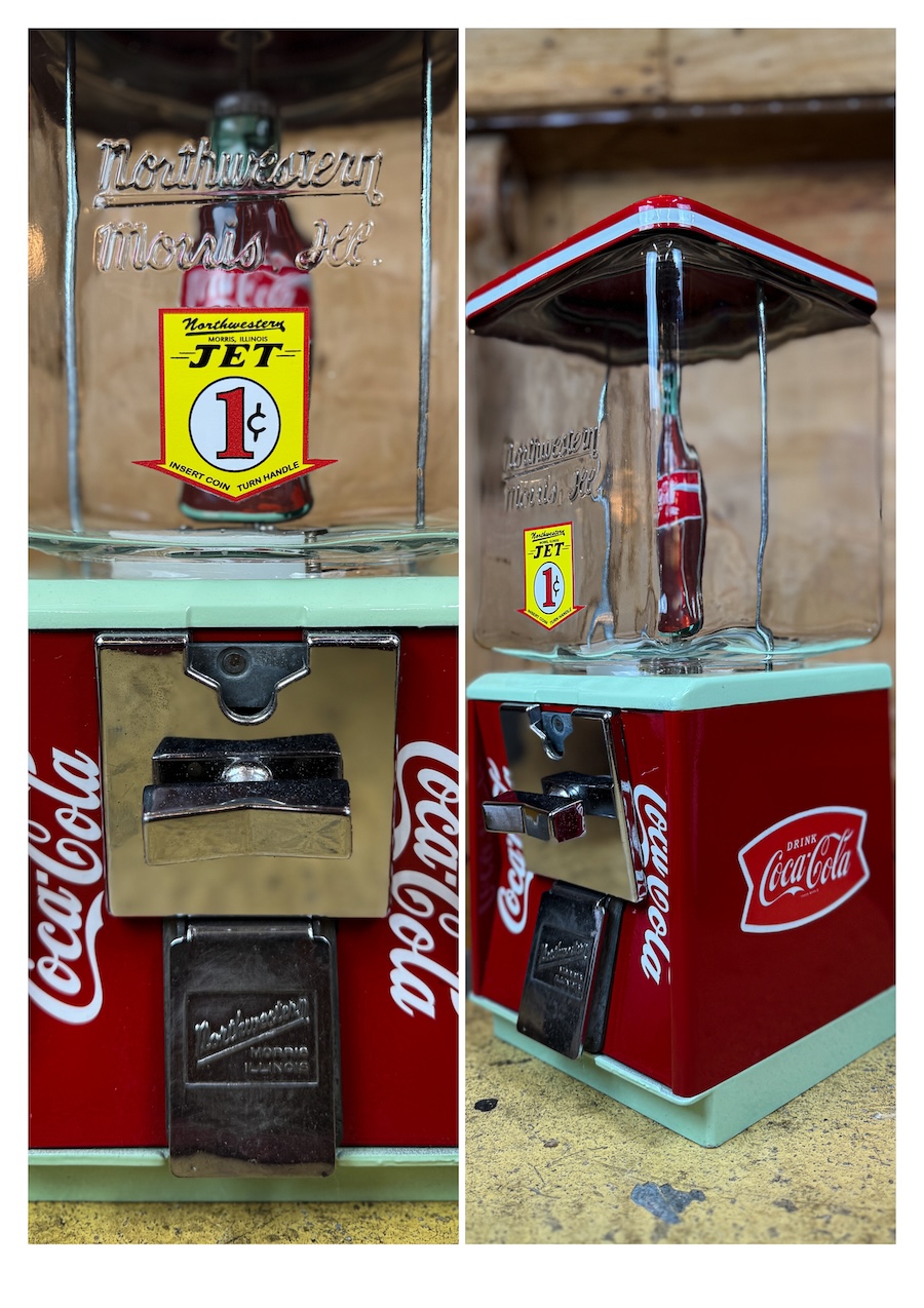 Distributeur bonbons Northwestern rouge Coca