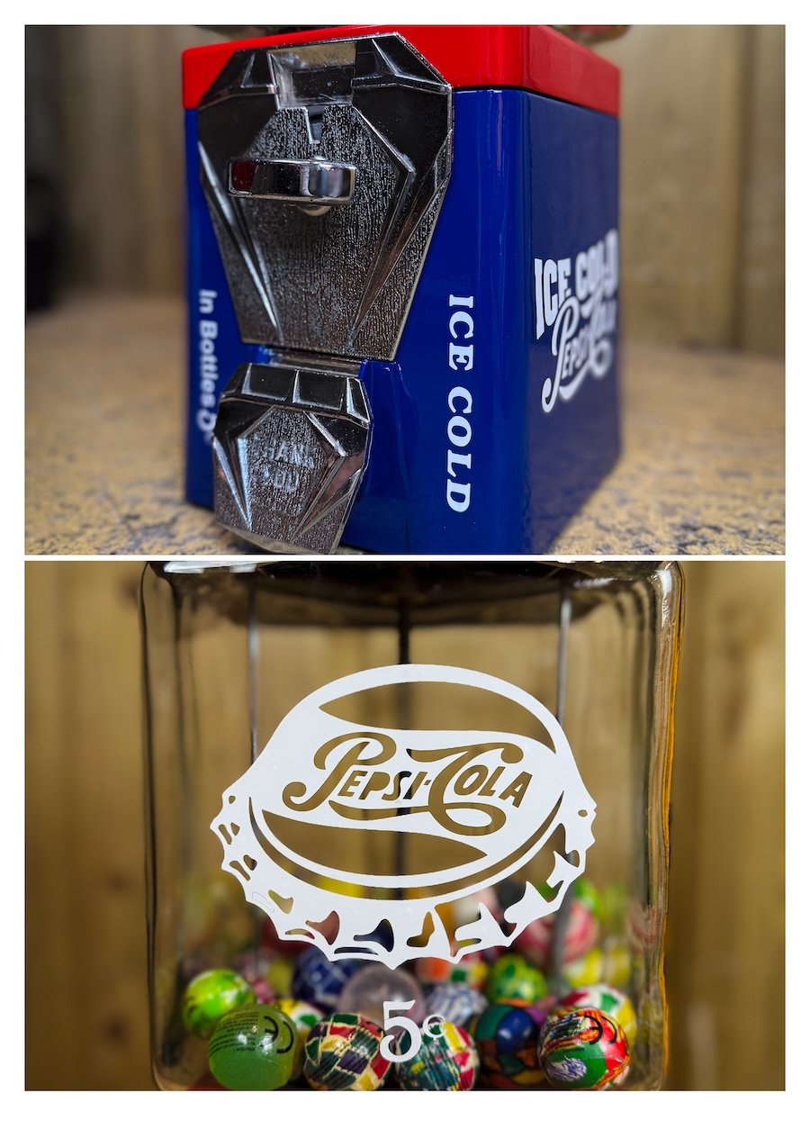 Distributeur collection Northwestern Pepsi Cola