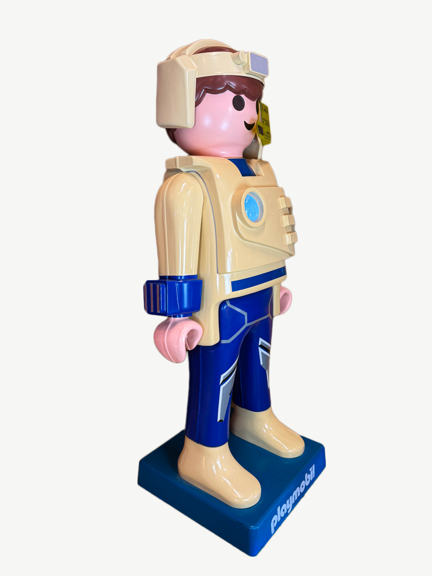 statue Playmobil géant Agent Spatial