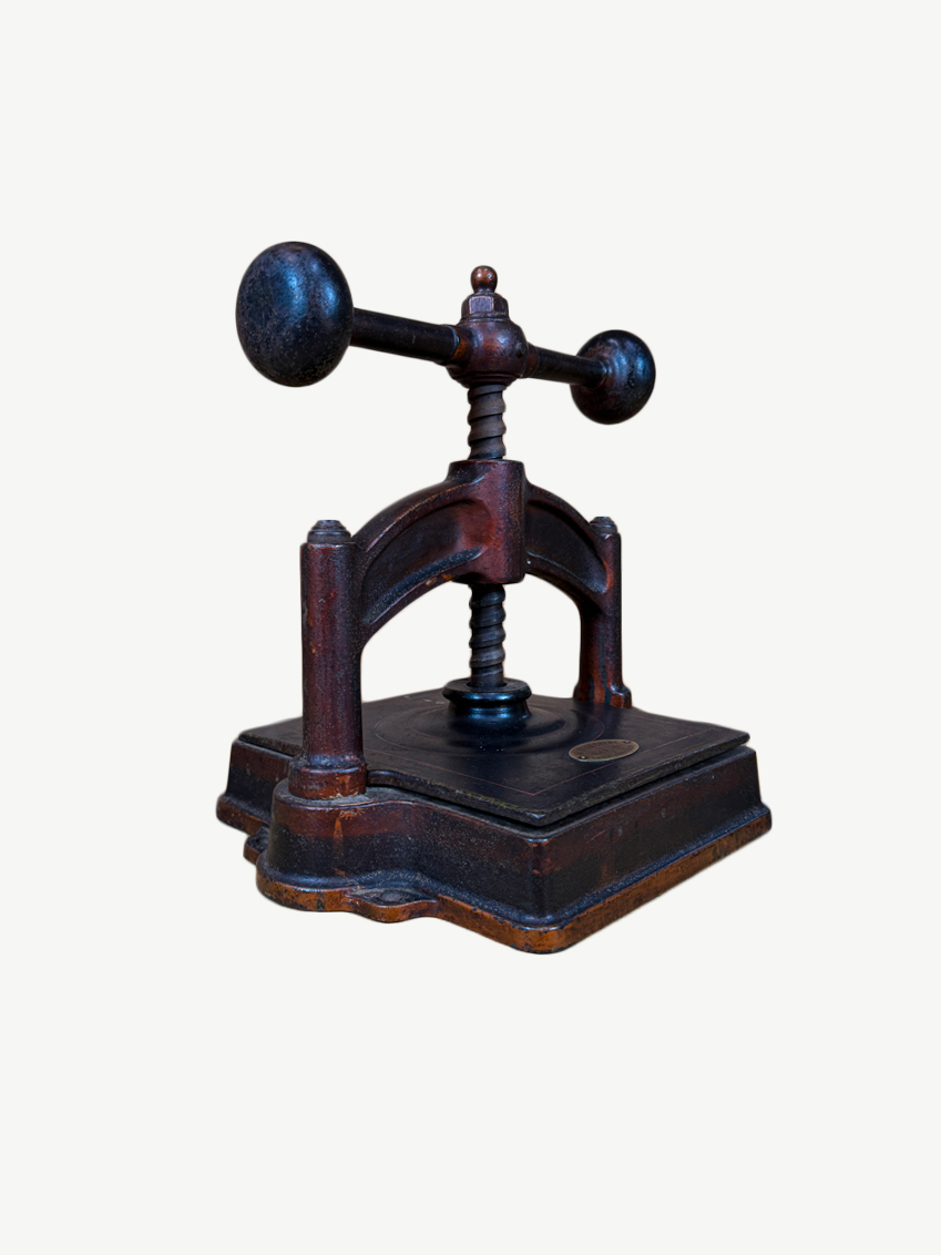 Presse de notaire vintage